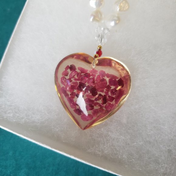 2/40$ Vintage Lee Sands red heart and pearls - Picture 2 of 6